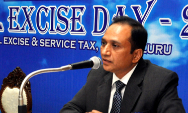 Commissioner of Central Excise clarifies duty on ’jewellers’